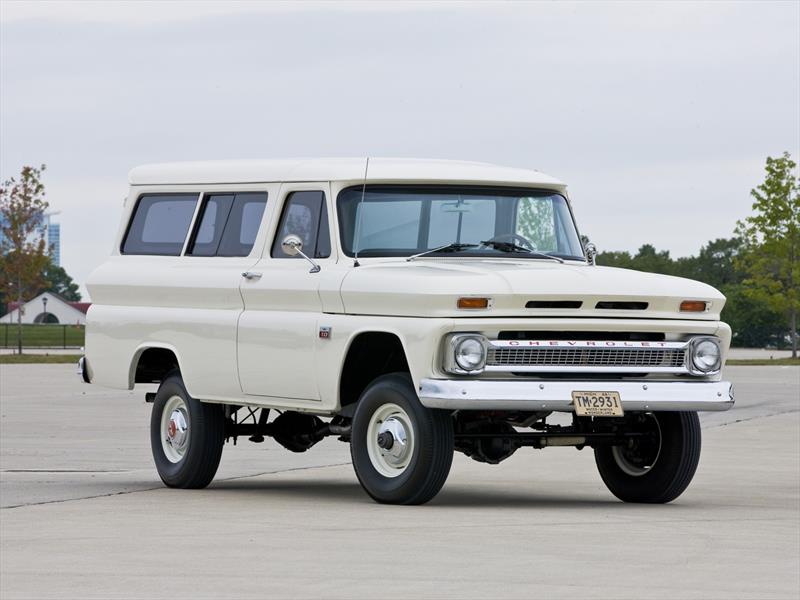 Chevrolet Suburban 6ª Generación 1960-1966 