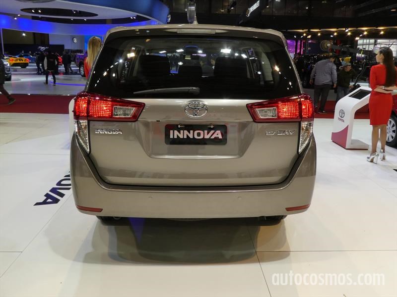 Toyota en el Salón de Buenos Aires 2017