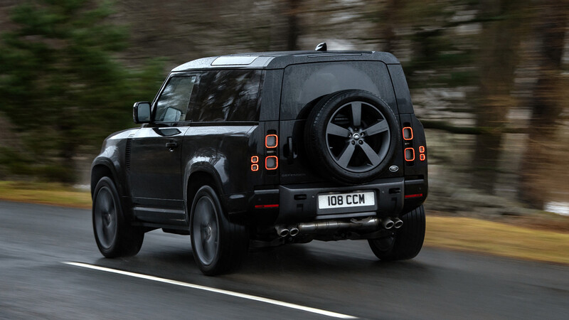 Land Rover Defender V8