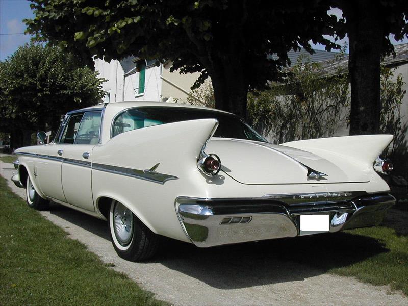 Chrysler Imperial Crown