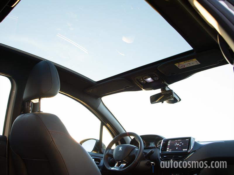 Peugeot 208 GT a prueba en Argentina