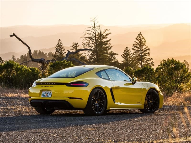 Porsche 718 Cayman GTS