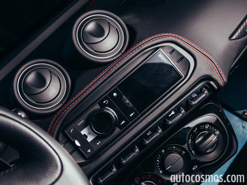Alfa Romeo 4C 2015