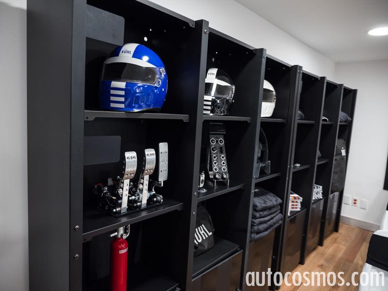 Showroom VUHL Automotive Ciudad de México