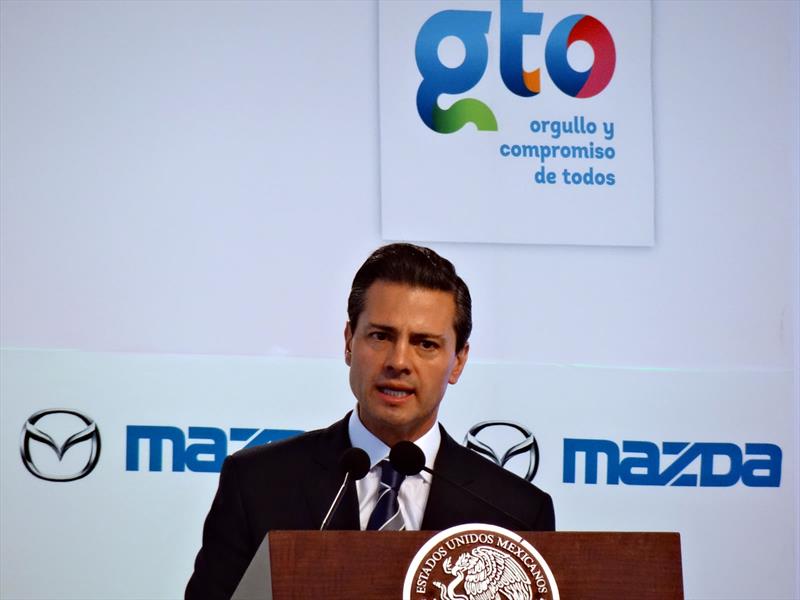 Mazda inaugura su planta en México