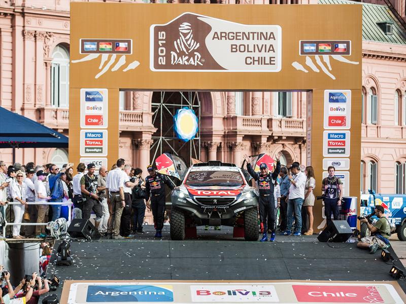 Dakar 2015: Revisión técnica y arranque