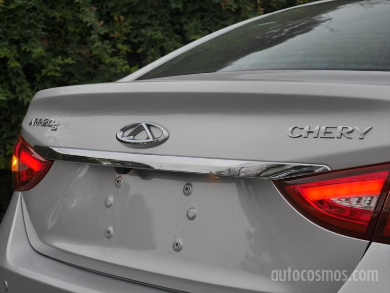 Chery Arrizo 5 a prueba