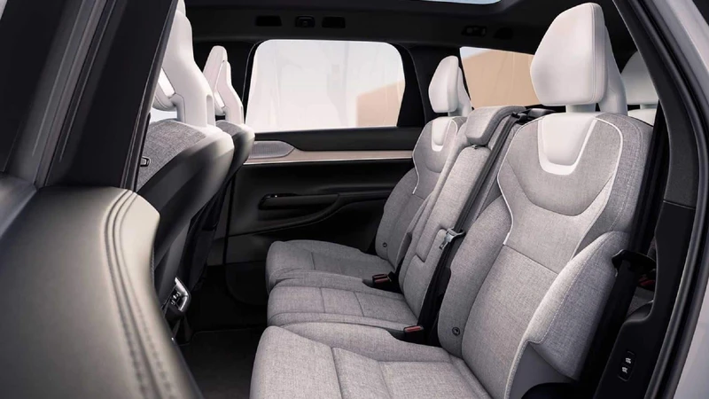 Volvo EX90 2023