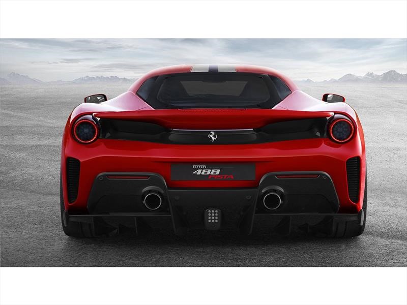 Ferrari 488 Pista 2019