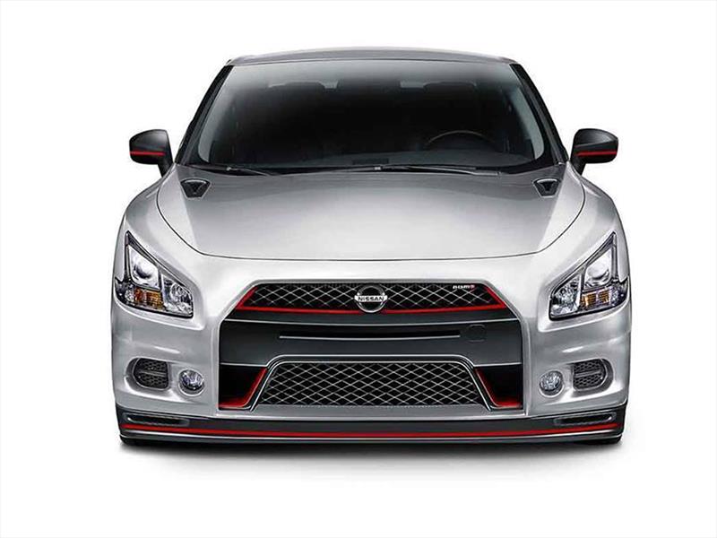 Nismo hace mashup con modelos de Nissan