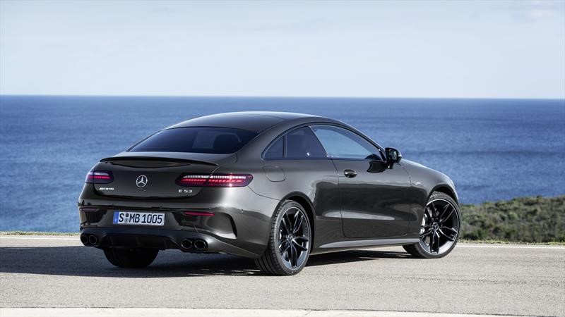 Mercedes-Benz Clase E Coupé 2021