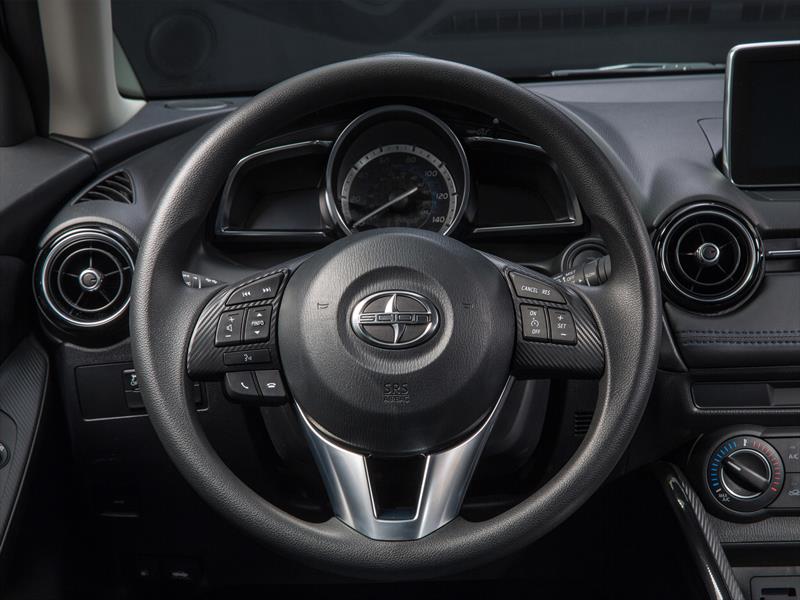 Scion iA 2016