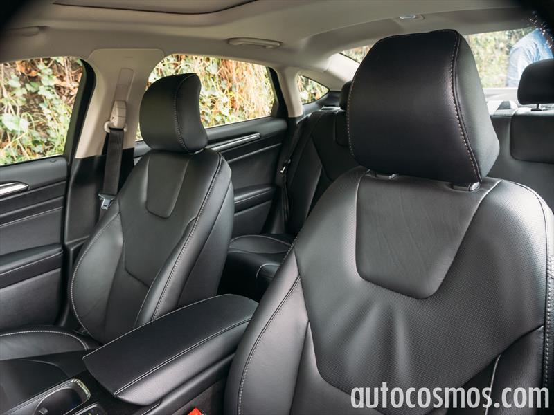 Ford Fusion 2017
