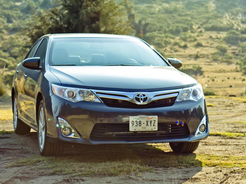 Toyota Camry V6 2012 prueba