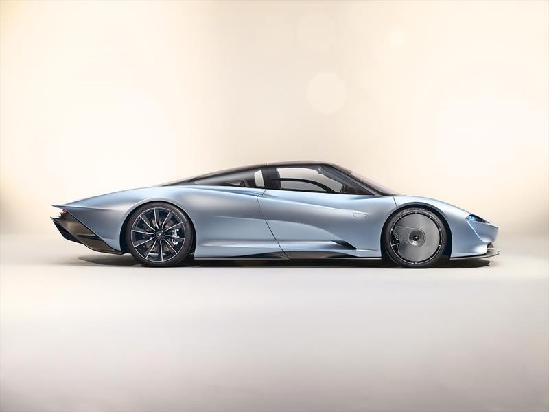 McLaren Speedtail 2020
