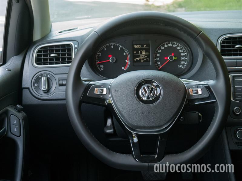 Volkswagen Polo Sedán a prueba