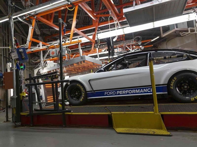 Ford Mustang NASCAR Cup