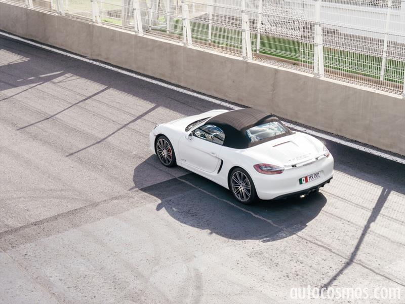 Porsche Boxster GTS 2015