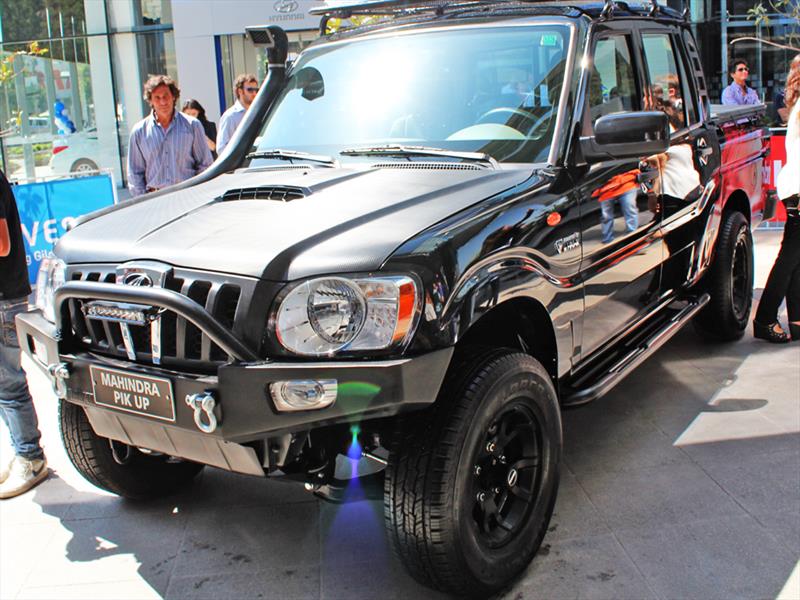 Mahindra Pik Up Limited by Chaleco López
