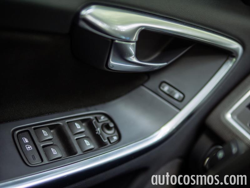 Volvo XC60 2015