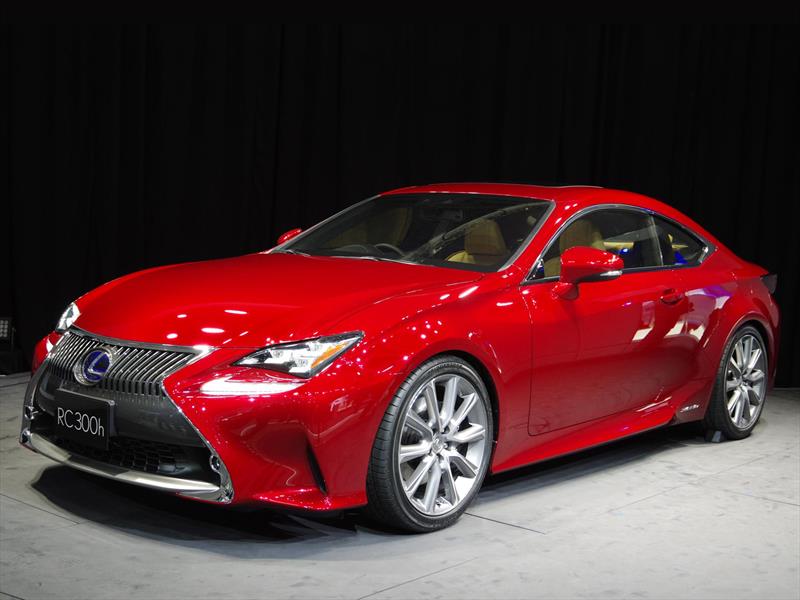 Lexus RC coupé, una estrella de Tokio
