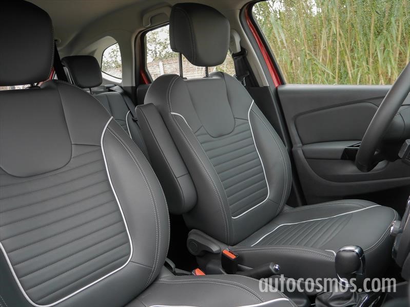 Renault Captur 1.6L Manual vs Automática