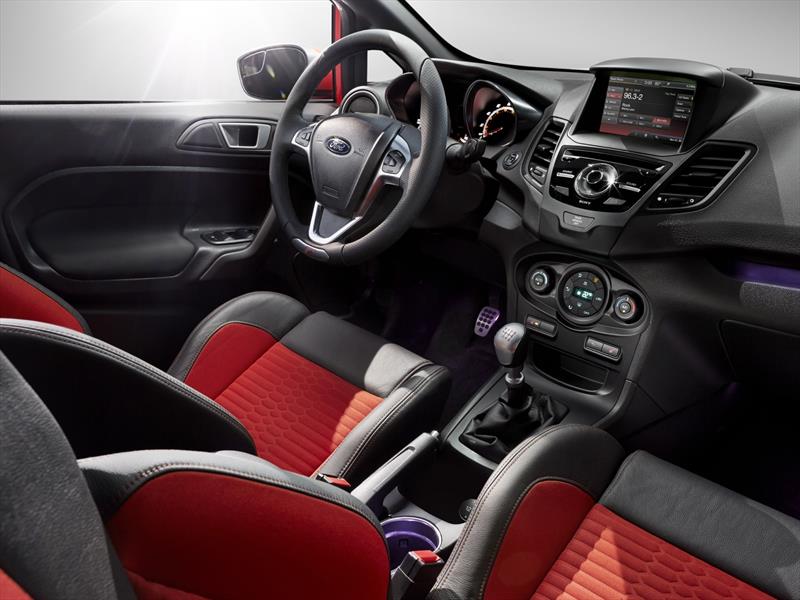 Ford Fiesta ST 2015