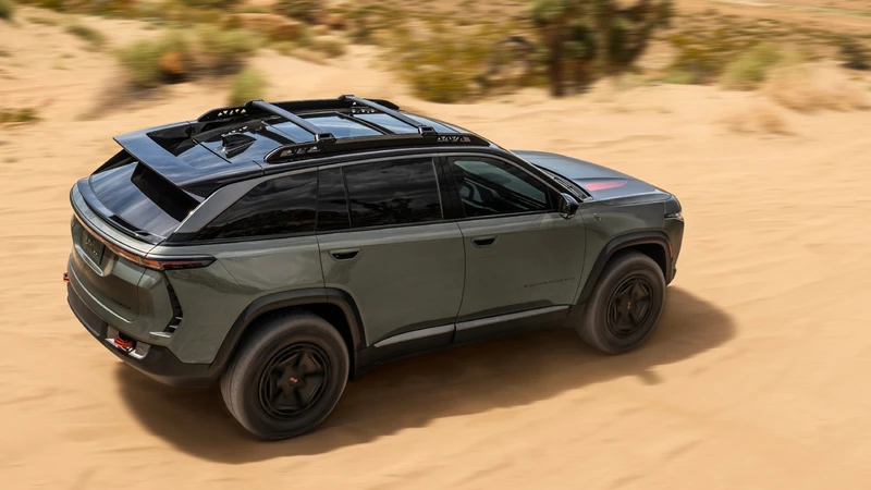 Jeep Wagoneer S Trailhawk Concept