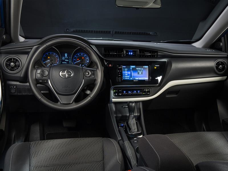 Scion iM 2016