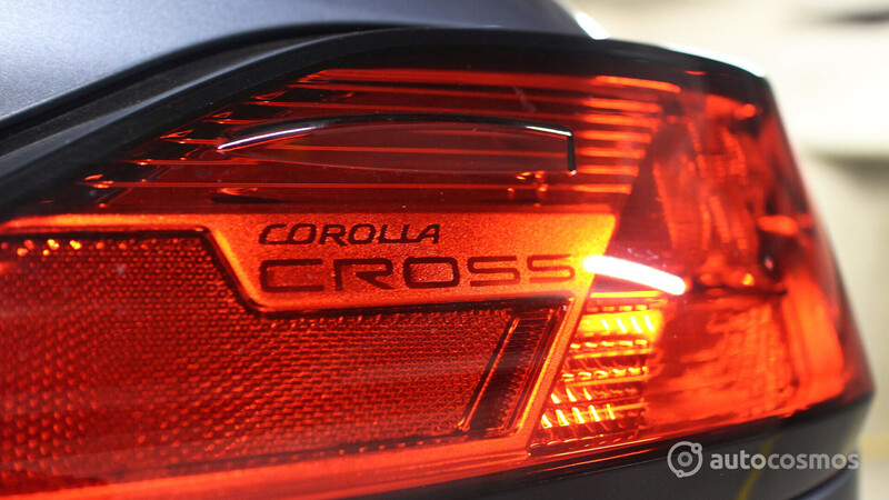 Toyota Corolla Cross 2022, prueba