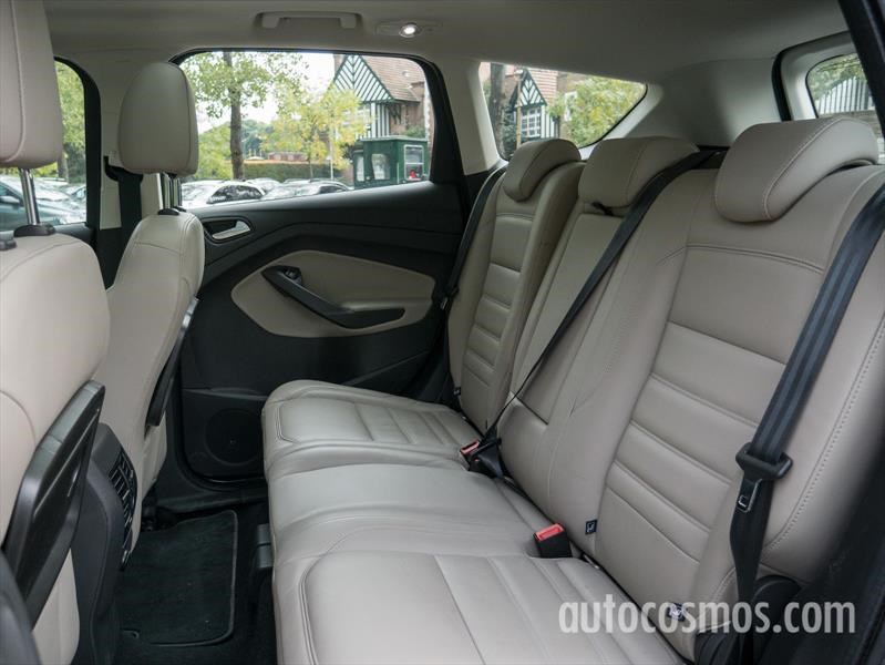 Ford Kuga a prueba