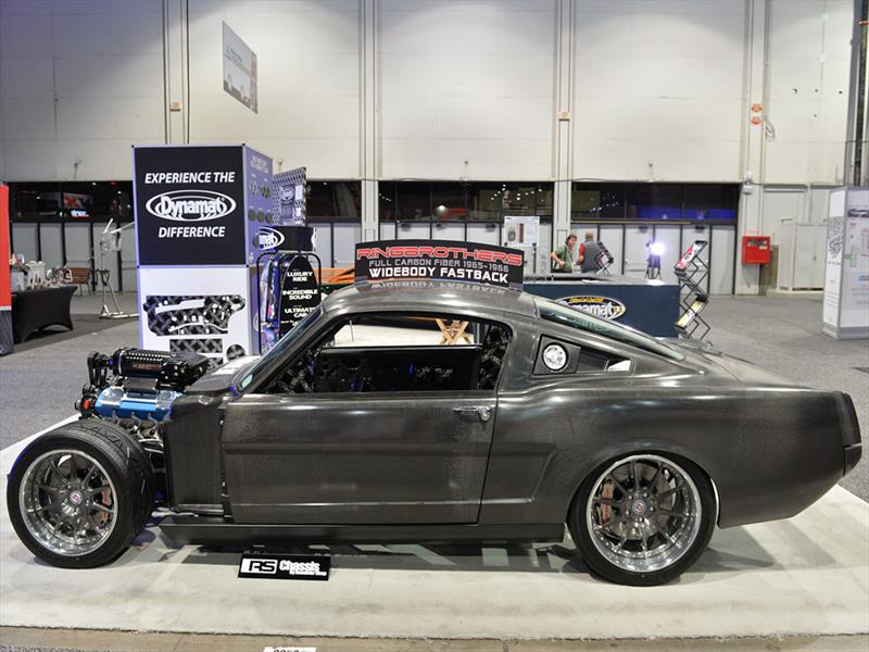 Ford Mustang 1965 por Ringbrothers