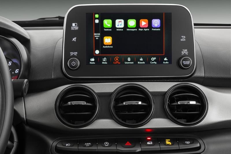 Test Drive: Fiat Cronos 2019