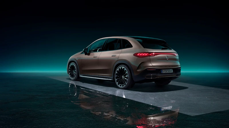 Mercedes-Benz EQE SUV