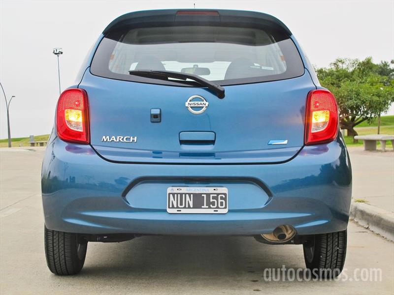 Prueba al nuevo Nissan March