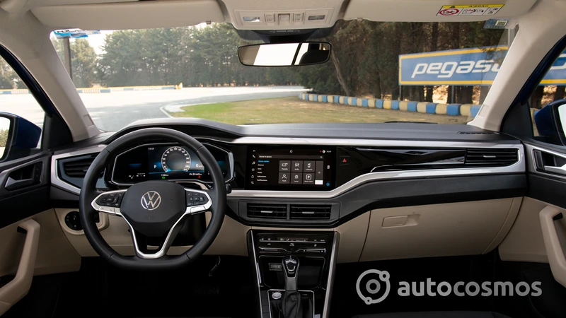 Volkswagen Virtus Highline 2023, a prueba