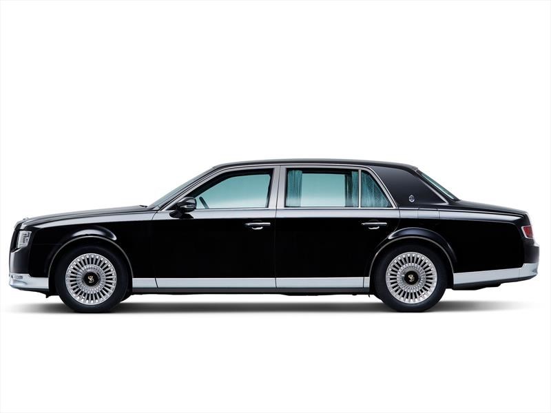 Toyota Century 2018