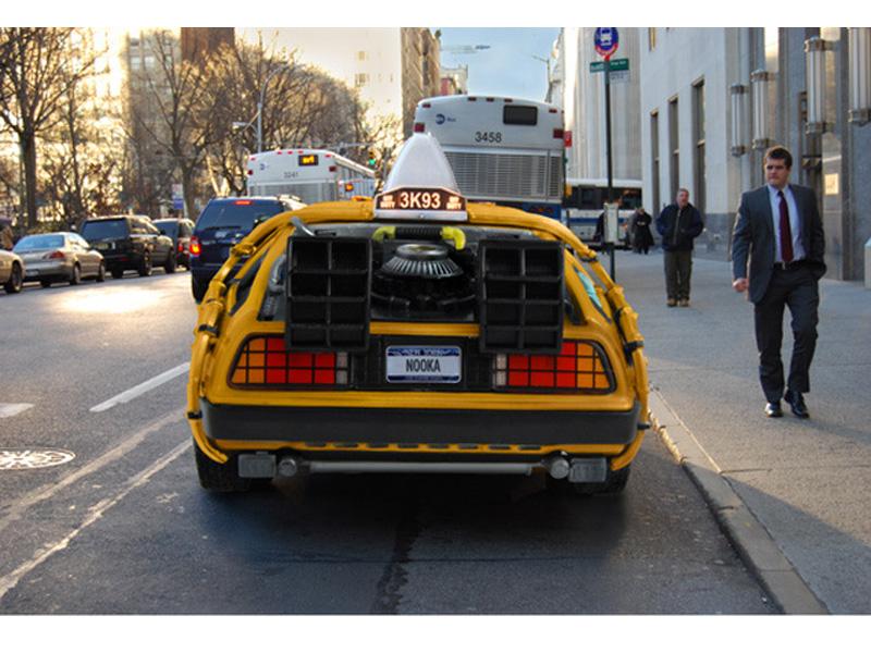 Taxi DeLorean en Nueva York