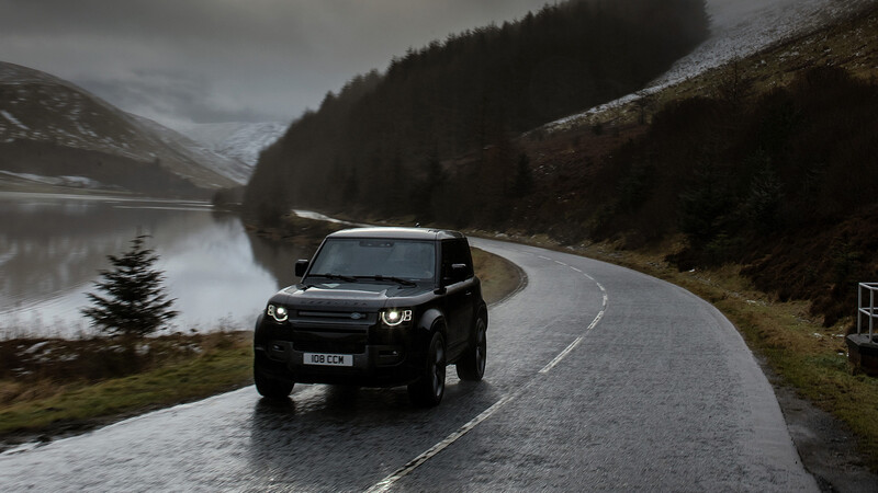 Land Rover Defender V8