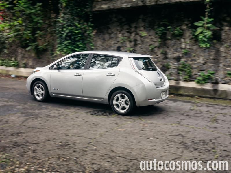 Nissan LEAF 2015