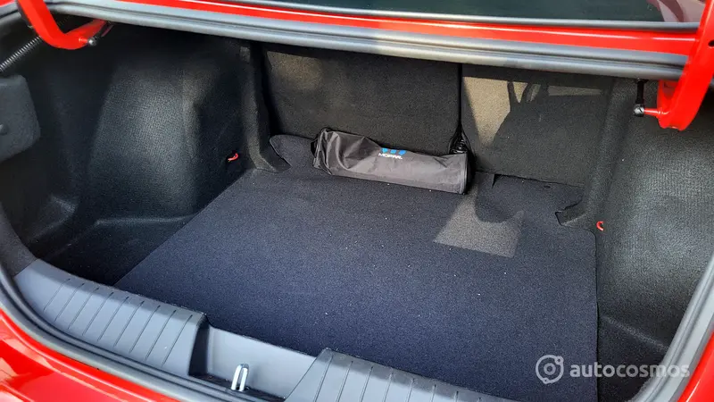Test Drive FIAT Cronos 1.3L CVT