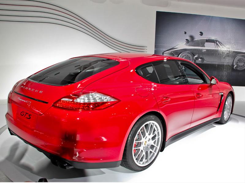 Porsche Panamera GTS 2013 Salón de Los Angeles