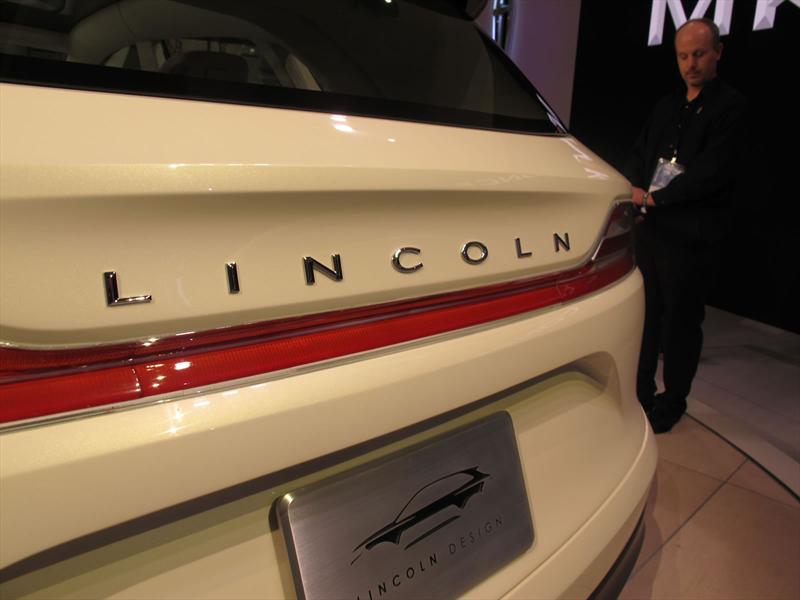 Lincoln MKC Concept en vivo