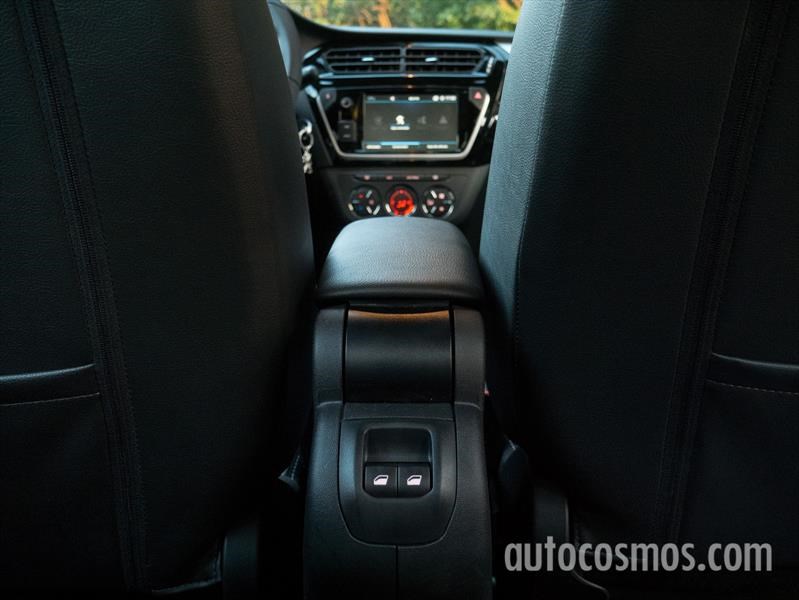Peugeot 301 AT a prueba