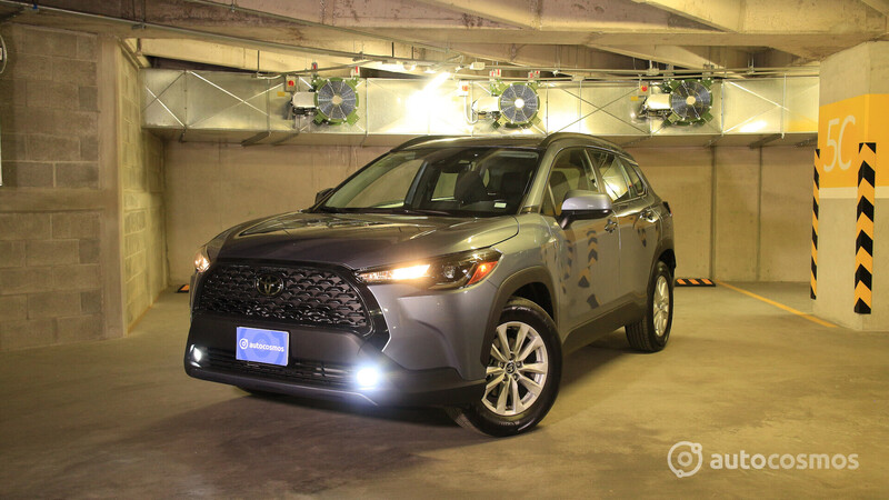 Toyota Corolla Cross 2022, prueba