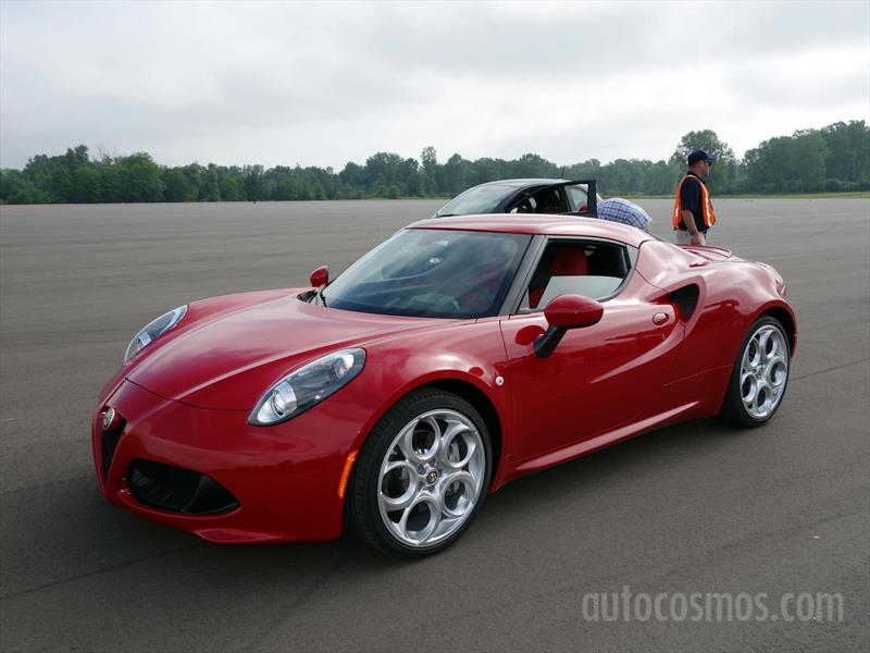 Alfa Romeo 4C 2015