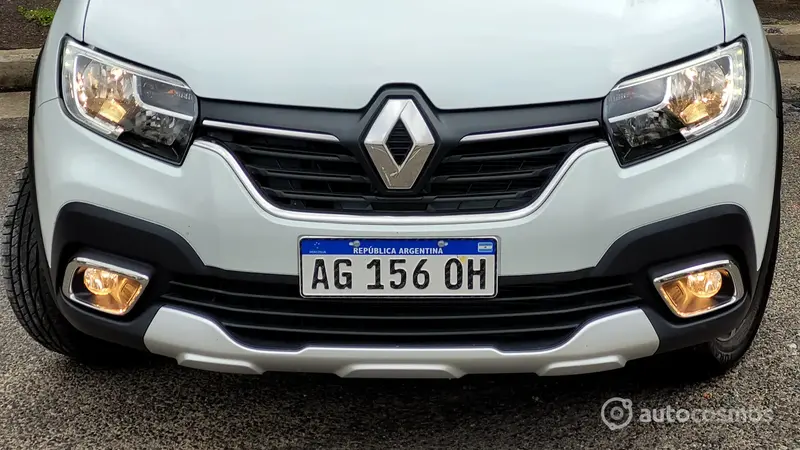 Test Drive Renault Stepway CVT MY24