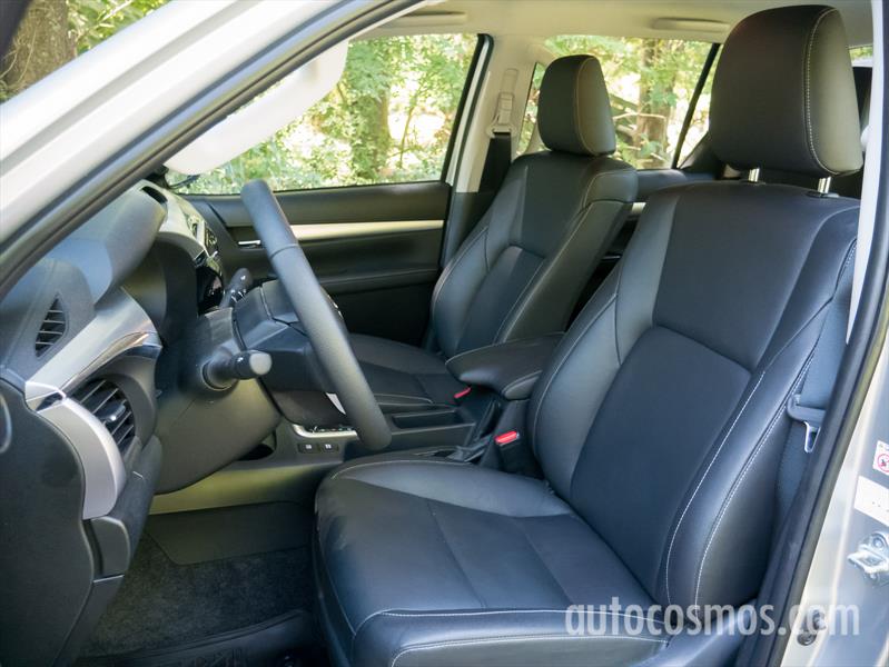 Nueva Toyota Hilux a prueba