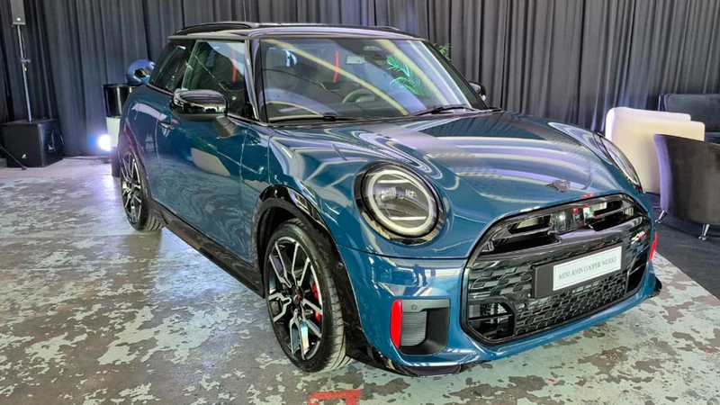 Nuevo MINI John Cooper Works