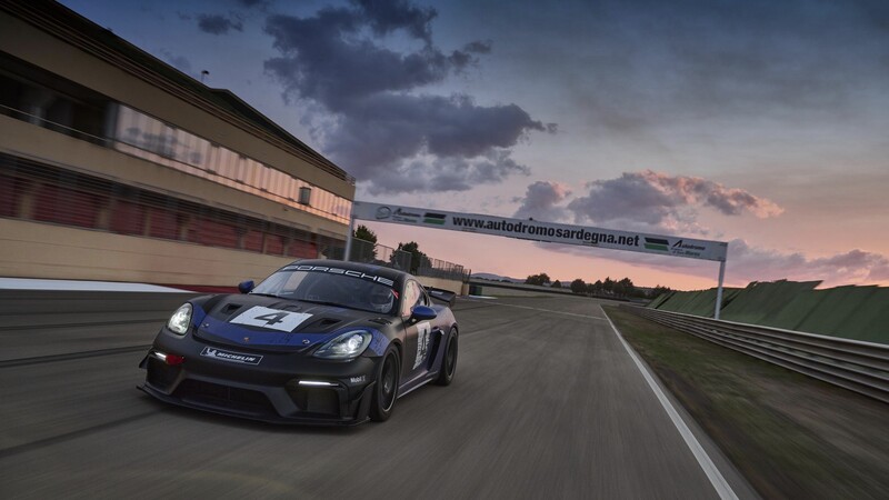 Porsche 718 Cayman GT4 RS Clubsport 2022